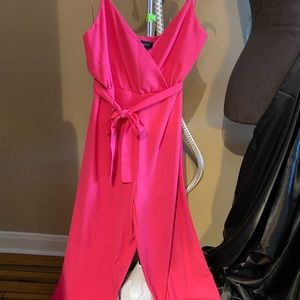 Pink sleeveless jumpsuit